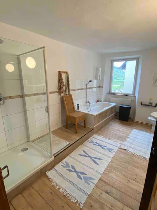 Helles, Gemuetliches Haus Mit Moselblick Villa Mueden Luaran gambar